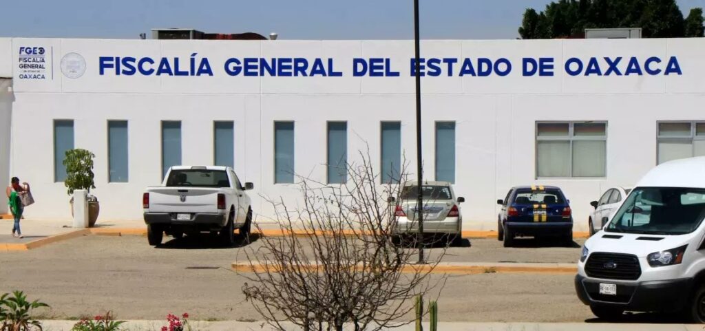 Declaran presidente municipal y policías por ataque a maestros de la CNTE