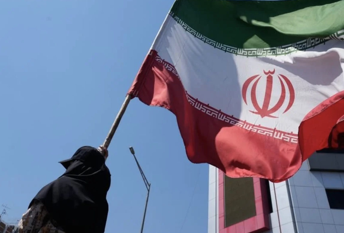 Ataca Irán bases de EU en Bahréin, Kuwait y Jordania