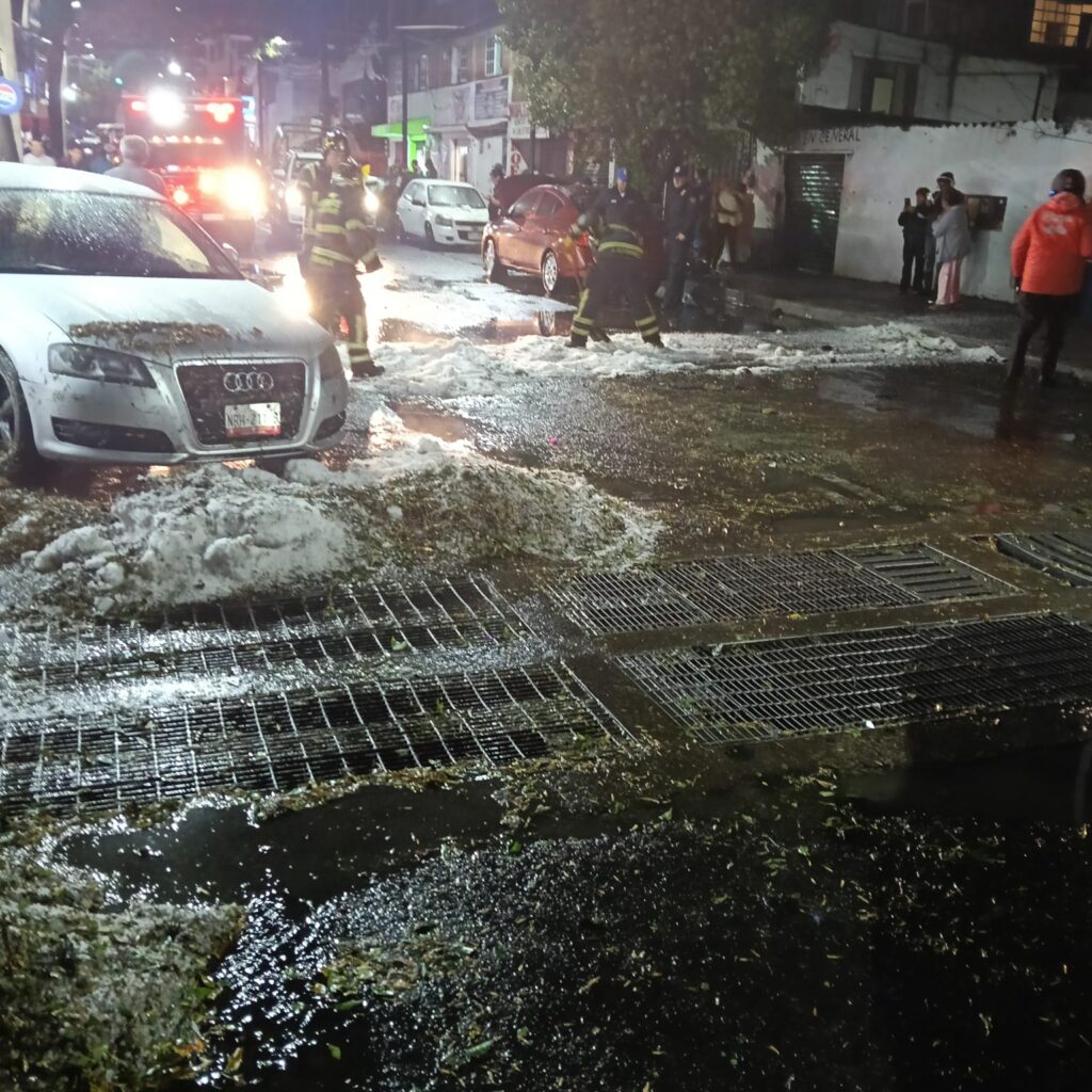 Atiende Gobierno capitalino afectaciones por granizo y lluvias al sur poniente