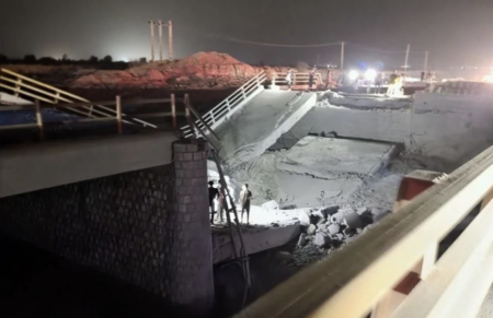 Ataques de Estados Unidos golpean puentes y aeropuerto de Irán