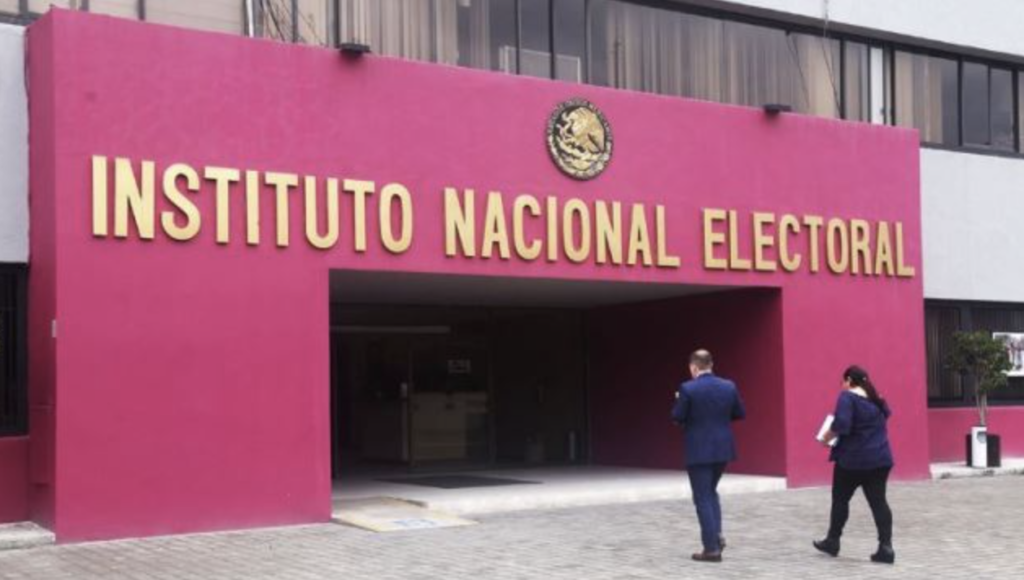 INE rechaza discutir lineamientos para regular campañas adelantadas